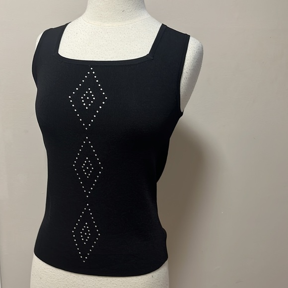 NWT belldini black sleeveless knit shirt with sequins - Picture 2 of 7